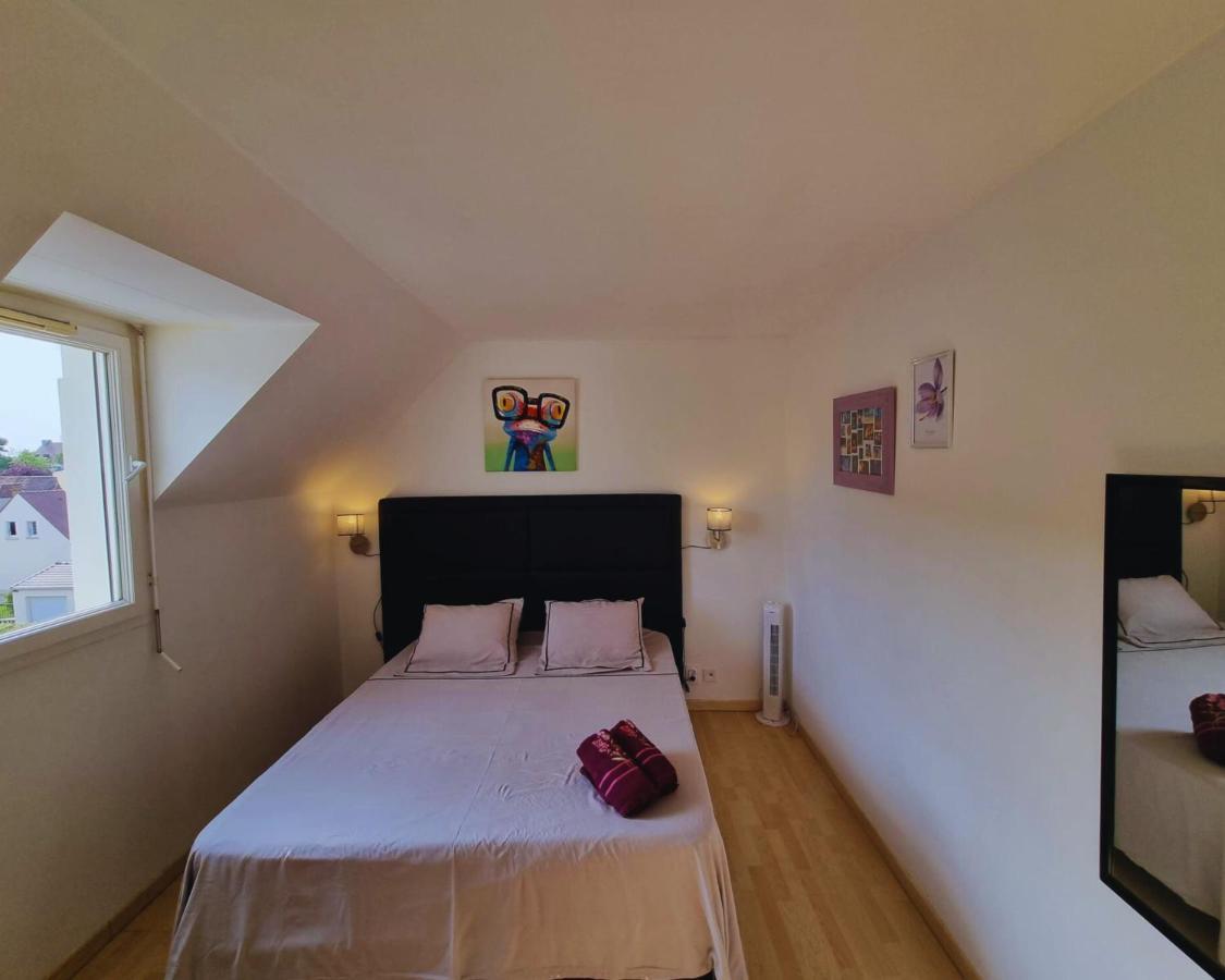 Appartement Cosy Centre Brie Comte Robert Eksteriør bilde